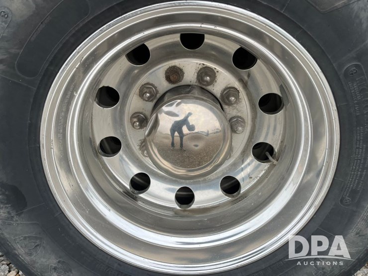 kenworth-t440-image-34