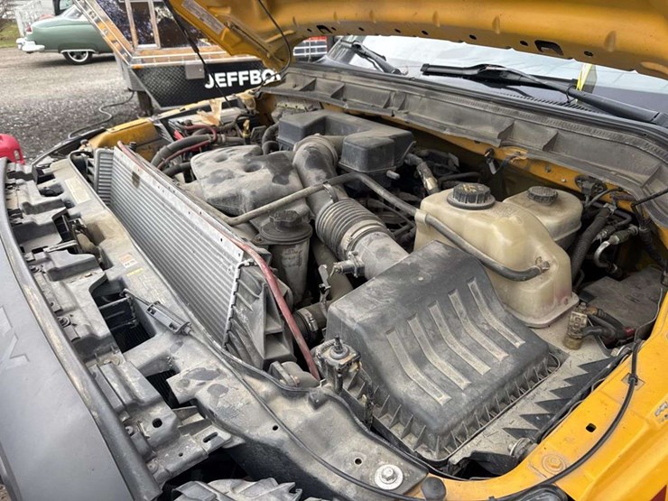 2013-ford-f350-image-22