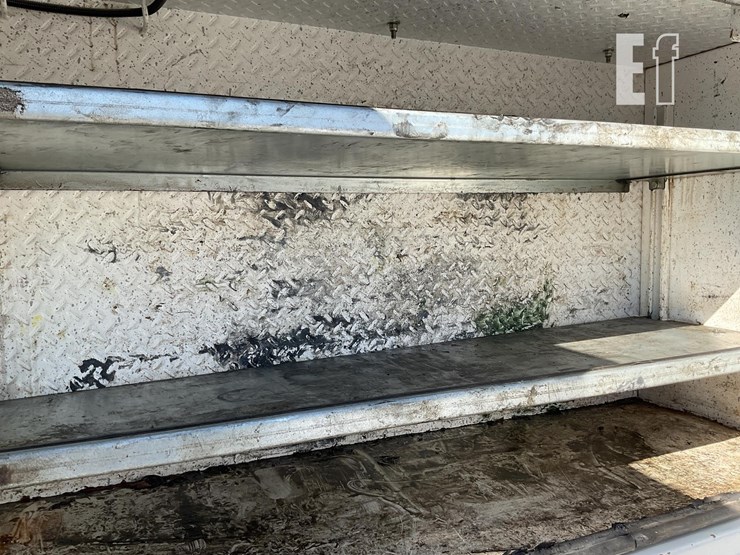 peterbilt-337-image-41