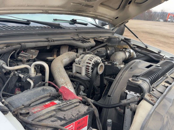 2004-ford-f350-image-35