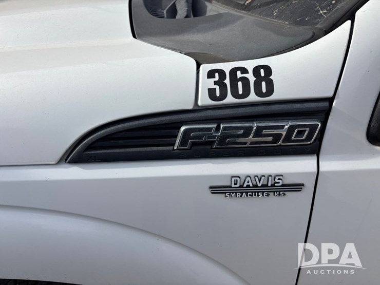 ford-f250-xl-image-27