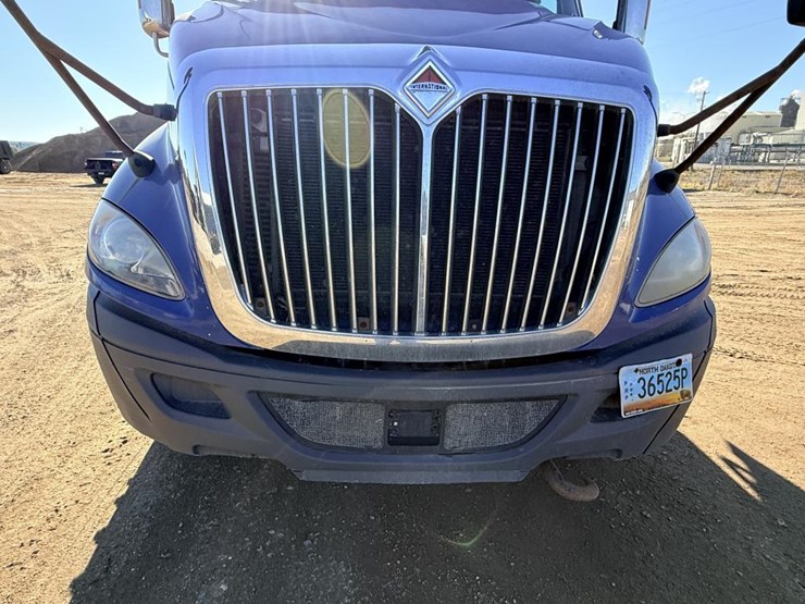 2017-international-prostar-image-19