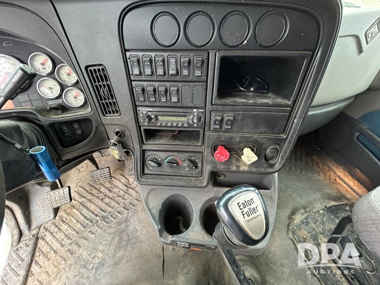 international-prostar-image-87