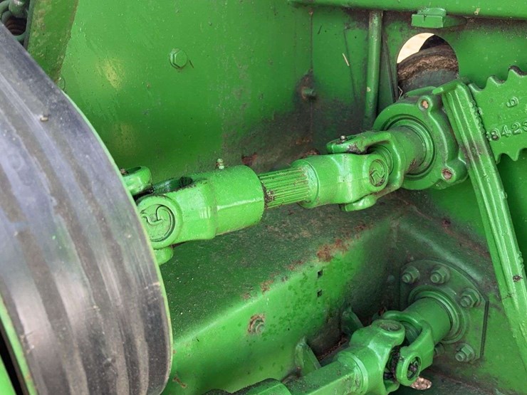 john-deere-945-image-26