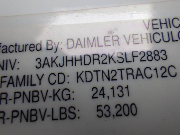 freightliner-cascadia-126-image-23