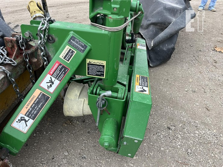 john-deere-275-image-8