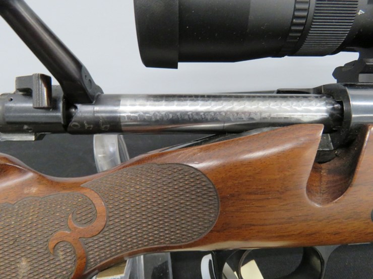winchester-model-70-featherweight-6mm-bolt-action-rifle-image-10