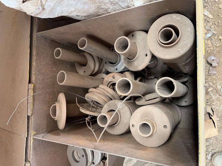 steel-storage-container-&-contents,-10'-long-image-5