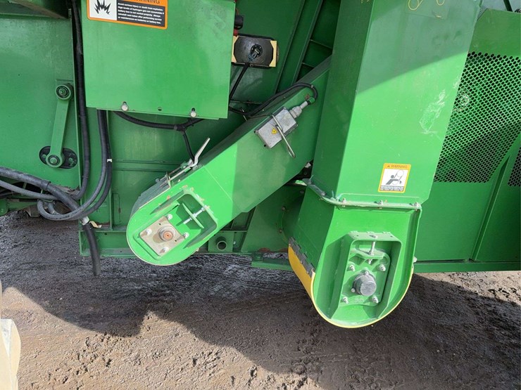 2013-john-deere-s670-image-58