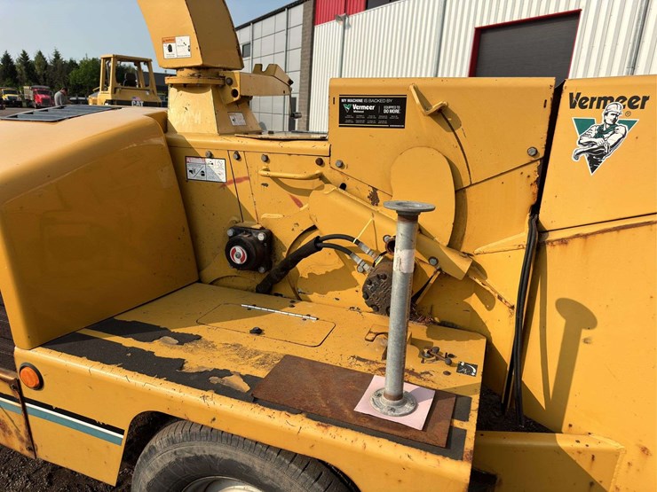 vermeer-wood-chipper-image-12