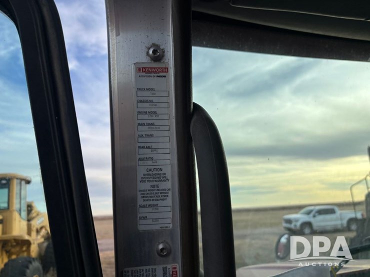 2014-kenworth-t660-image-82