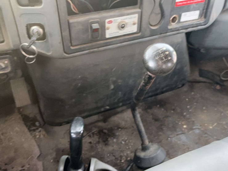 international-durastar-4300-image-56