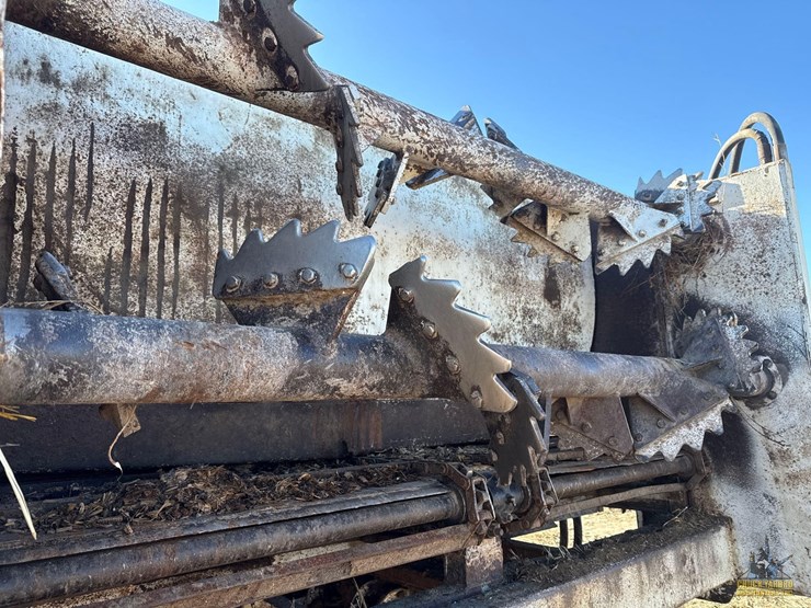 peterbilt-357-image-18