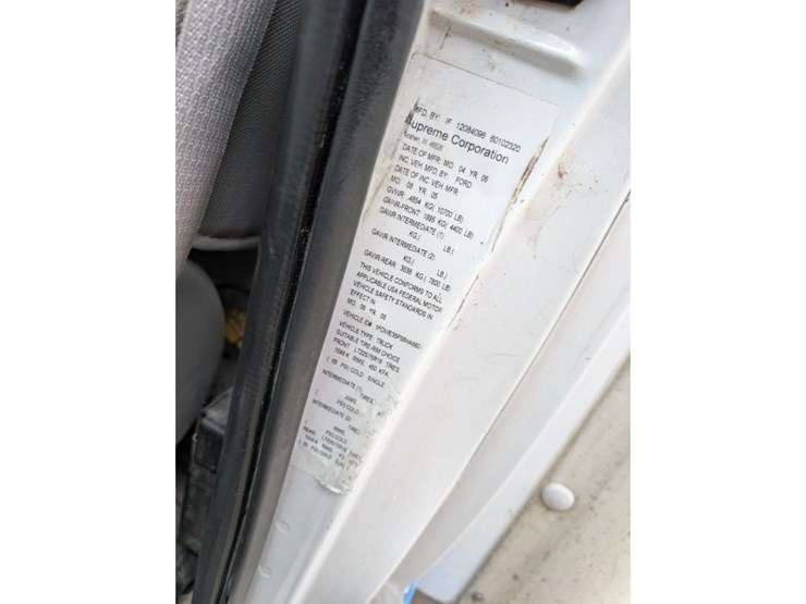 2006-ford-e350-image-20