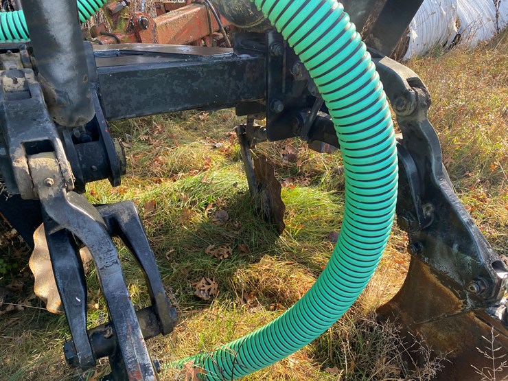 #1300-•-ag-gator-2004-injector-applicator-(colfax,-wi)-image-66