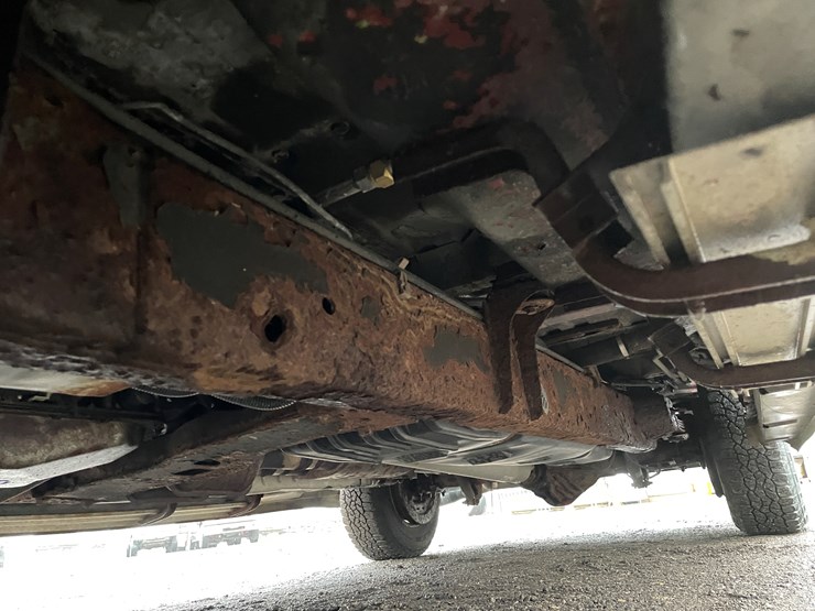 1999-chevy-3500-image-37