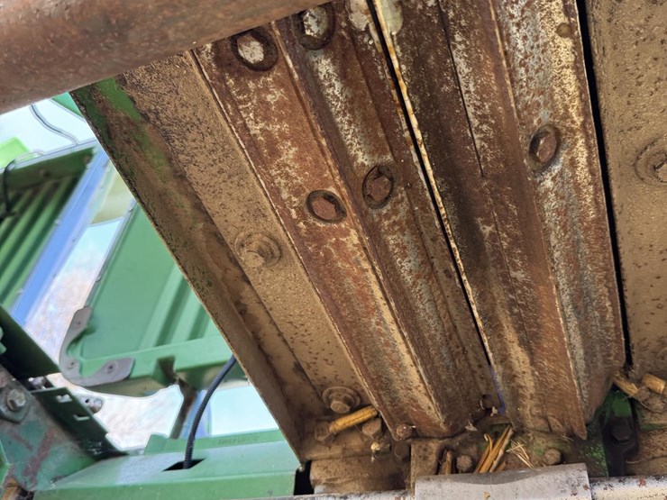 2001-john-deere-893-image-46