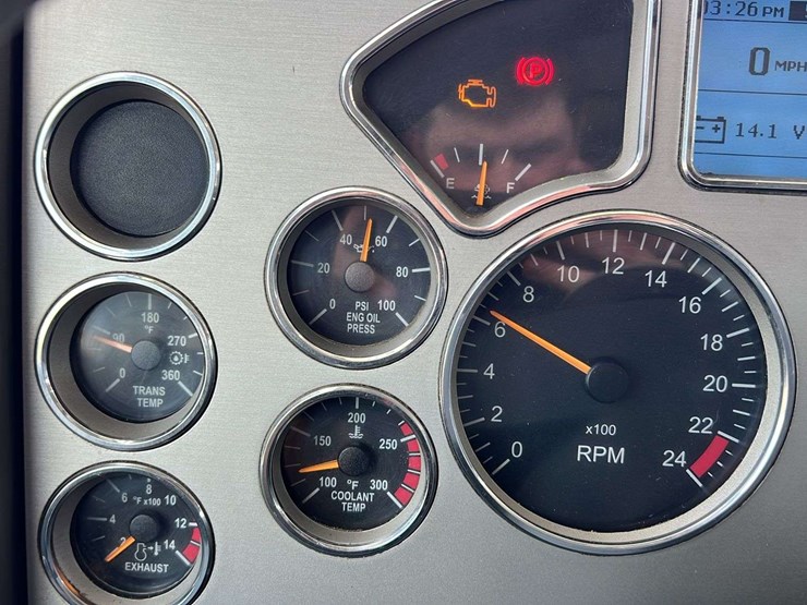 2018-mack-gu-granite-6-axle-dump-truck-image-51