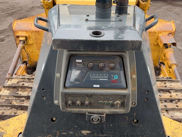 2002-komatsu-d65ex-image-35