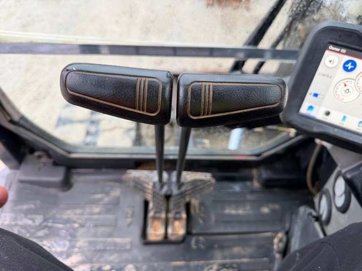 2020-bobcat-e85-image-33