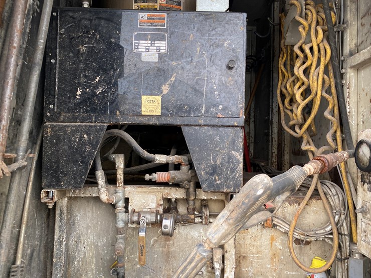 caterpillar-c13-image-45