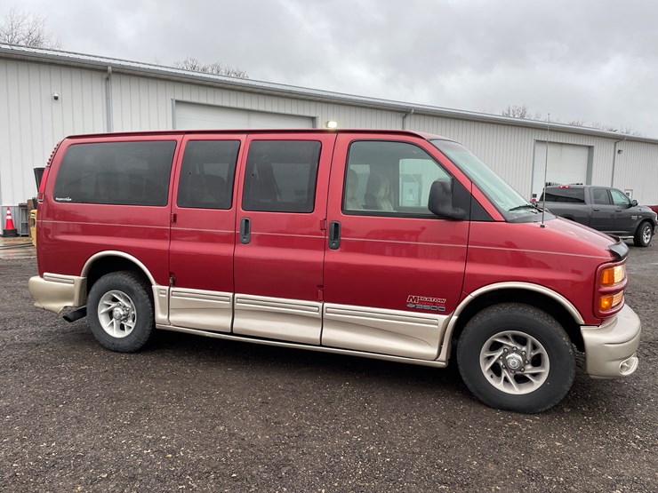 1999-chevy-3500-image-4