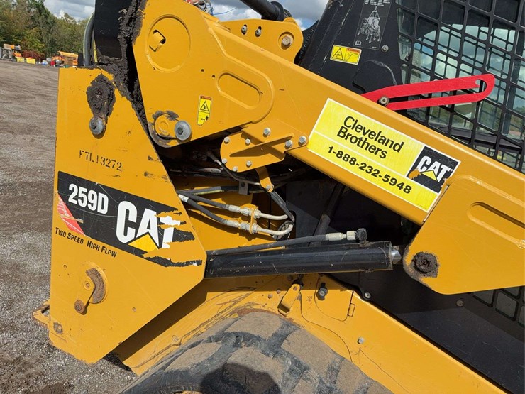 caterpillar-259d-image-26