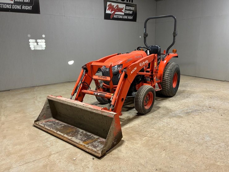 2022-kubota-l3902hst-image-2