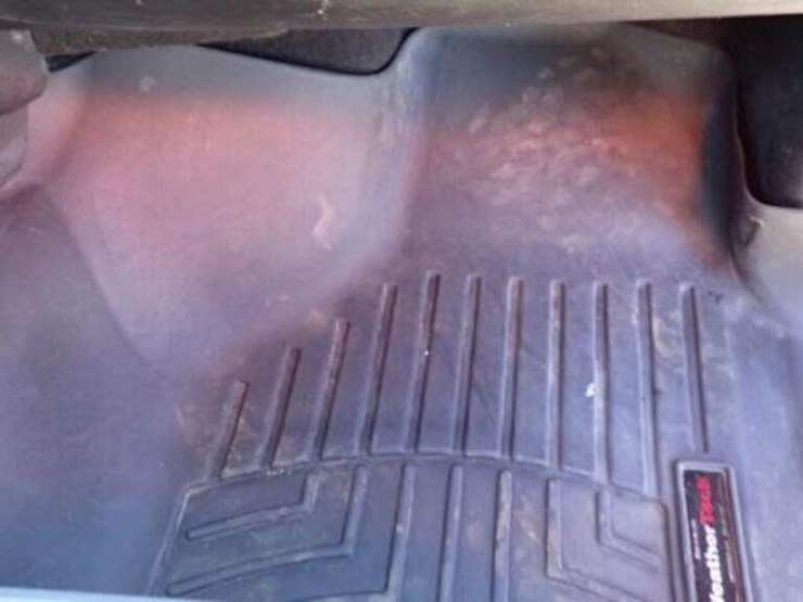 ram-1500-slt-image-33