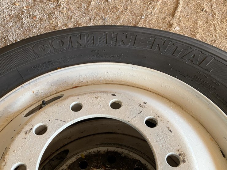 #507-•-continental-tires-w/-rims-image-9