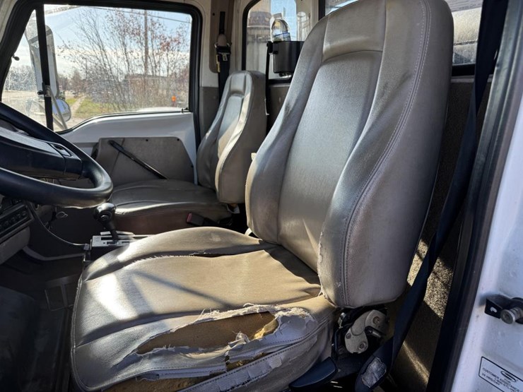 2002-vactor-2100-image-79