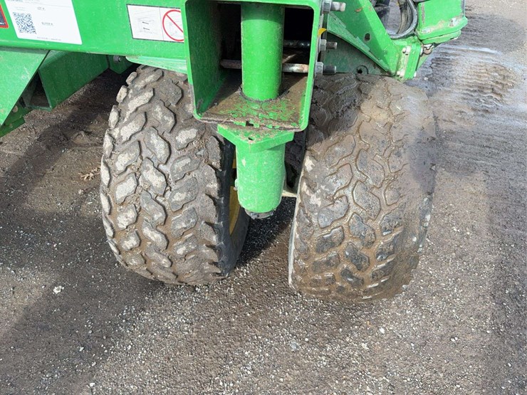 2011-john-deere-1990-image-13