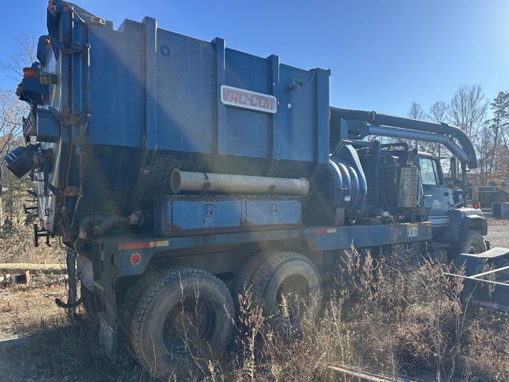 1990-ford-l9000-image-5