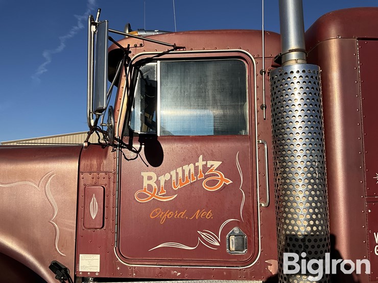 1977-kenworth-w900a-image-14