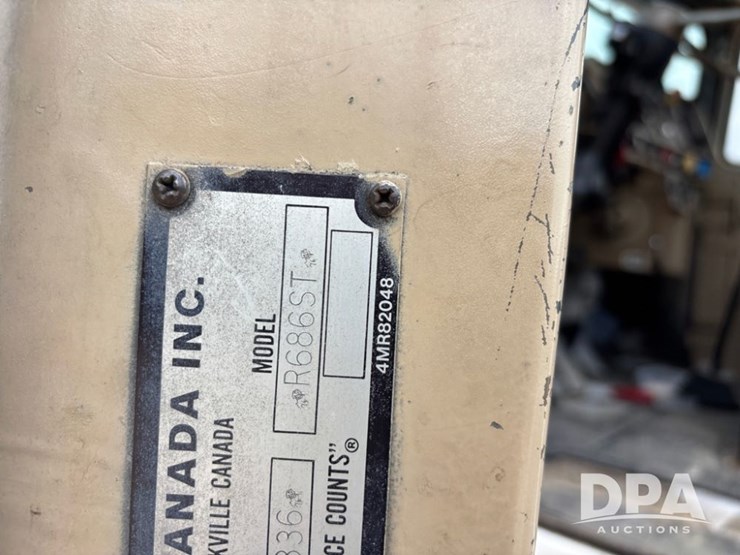 1985-mack-r686st-image-66