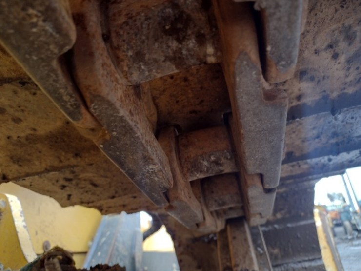 deere-550k-lgp-image-40