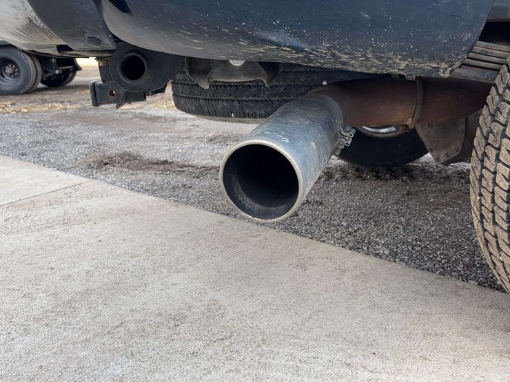 2006-gmc-2500-image-15