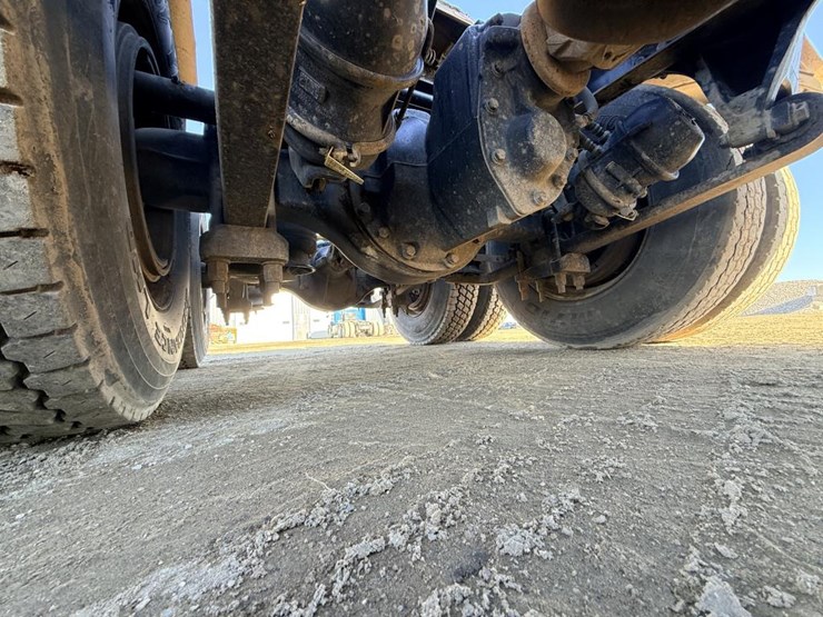 2017-international-prostar-image-65