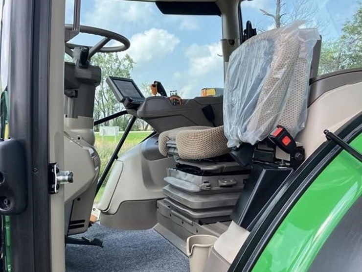 2023-john-deere-6r-155-image-79