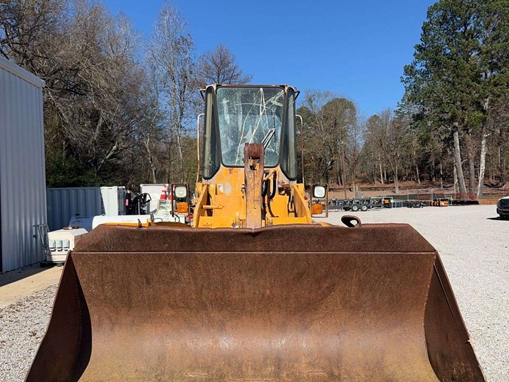 john-deere-444-image-8