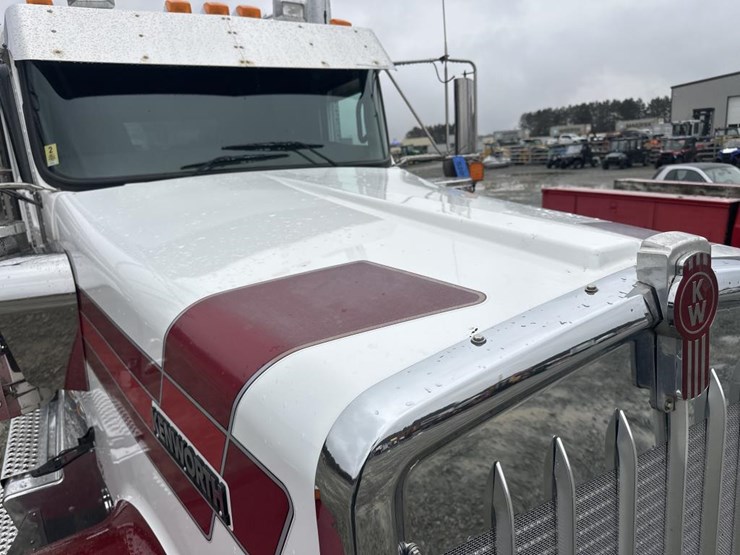 kenworth-w900-image-11