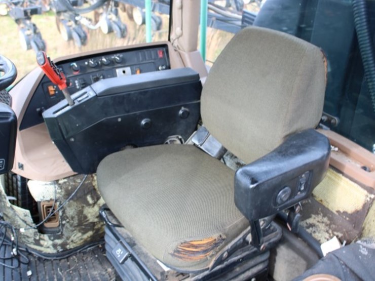 john-deere-4700-image-14