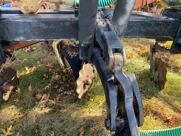 #1300-•-ag-gator-2004-injector-applicator-(colfax,-wi)-image-67