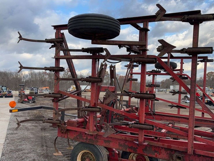 international-4500-image-9