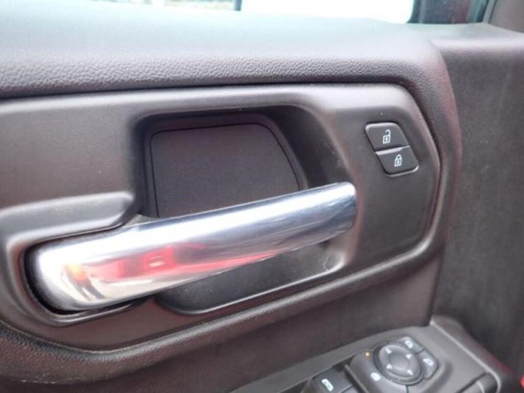 chevrolet-silverado-1500-image-35