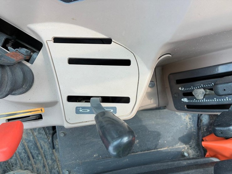 kubota-m9540d-image-32