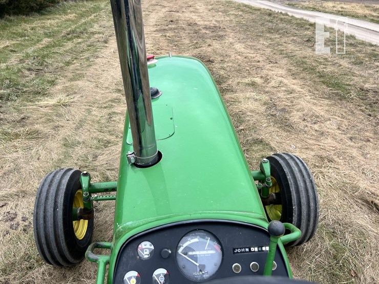 john-deere-3020-image-36