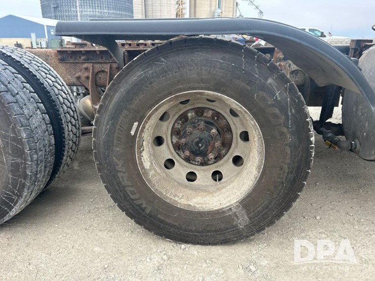 international-9900i-image-19