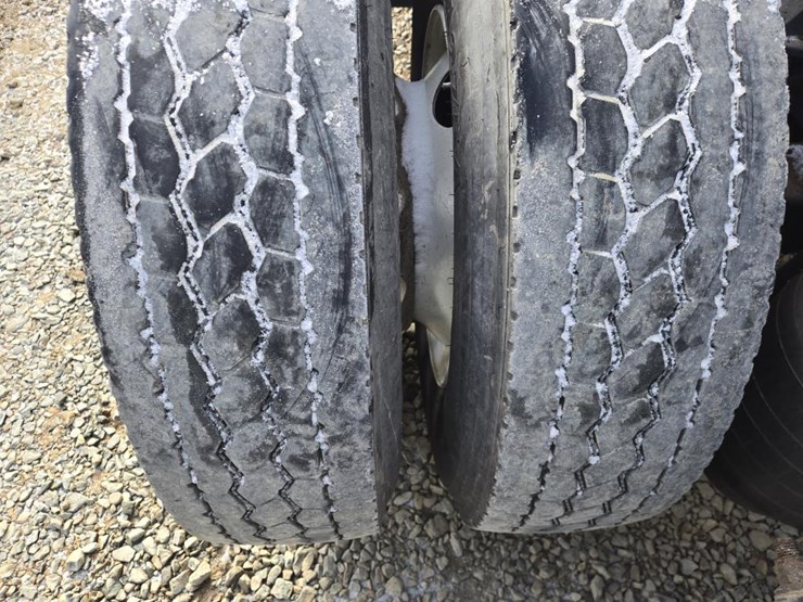 2013-kenworth-t660-image-66