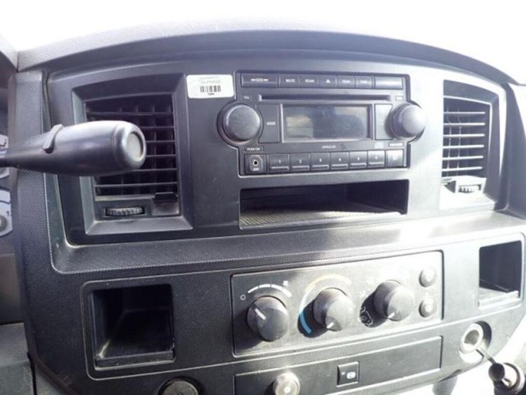 dodge-ram-3500-image-15